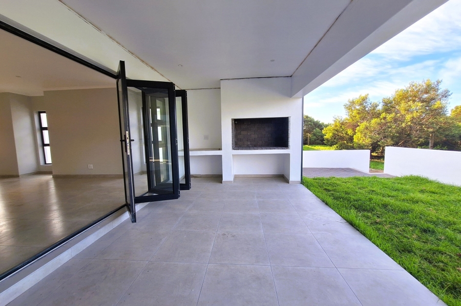 3 Bedroom Property for Sale in Shelley Point Western Cape